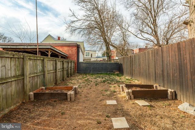 471 HIGH ST, Lancaster, PA 17603