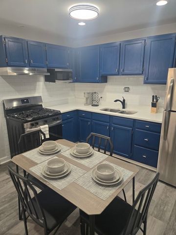8304 S Kedzie Avenue Rear, Chicago, IL 60652