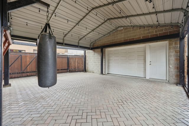 5455 N Lieb Avenue, Chicago, IL 60630