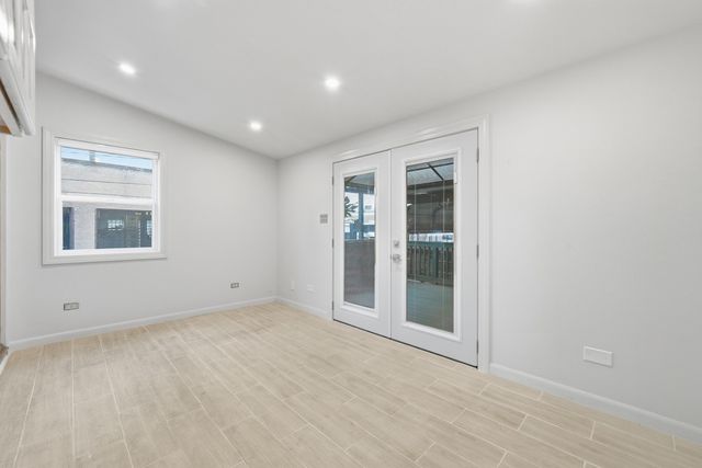 5455 N Lieb Avenue, Chicago, IL 60630