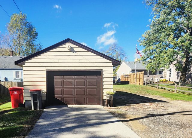 1405 Bryant Street, Alexandria, MN 56308