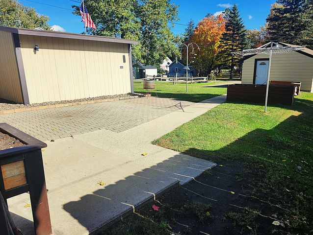 1405 Bryant Street, Alexandria, MN 56308