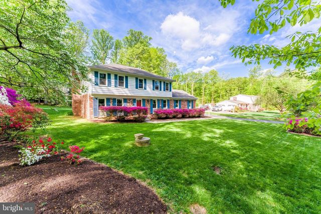 12801 ROCKWOOD LN, Woodbridge, VA 22192