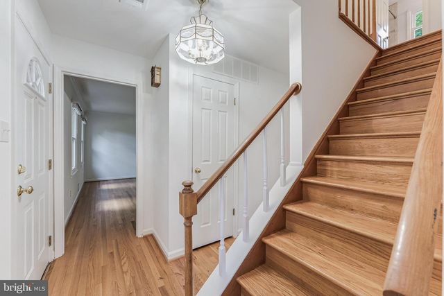 12801 ROCKWOOD LN, Woodbridge, VA 22192