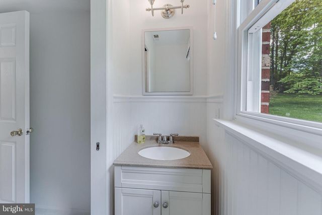 12801 ROCKWOOD LN, Woodbridge, VA 22192