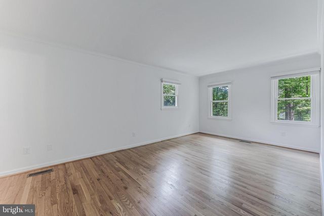 12801 ROCKWOOD LN, Woodbridge, VA 22192