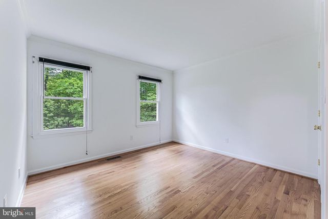 12801 ROCKWOOD LN, Woodbridge, VA 22192