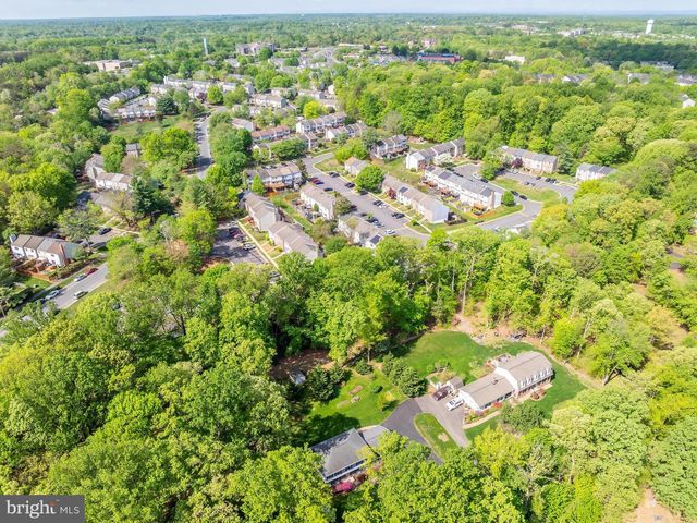 12801 ROCKWOOD LN, Woodbridge, VA 22192