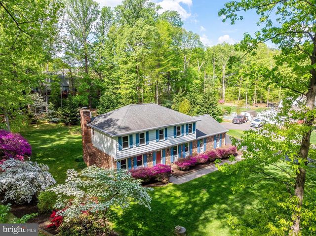12801 ROCKWOOD LN, Woodbridge, VA 22192
