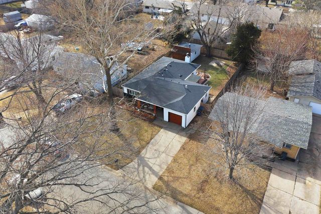 121 Western Ave, Haysville, KS 67060