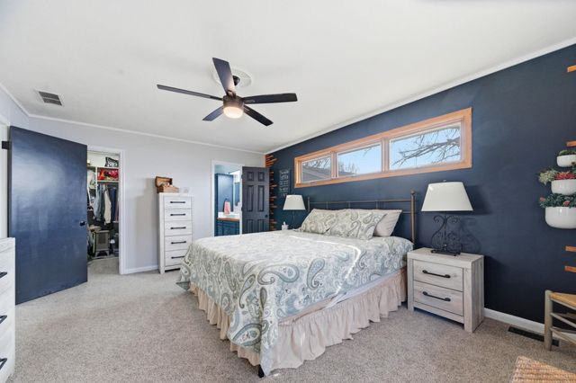 121 Western Ave, Haysville, KS 67060