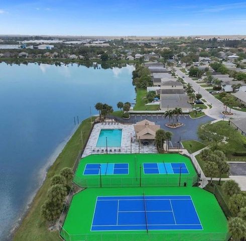 6007 Red Plum Ct 465, Tamarac, FL 33321
