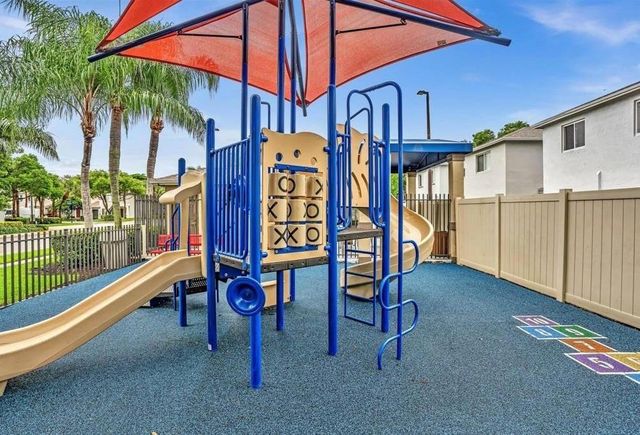 6007 Red Plum Ct 465, Tamarac, FL 33321