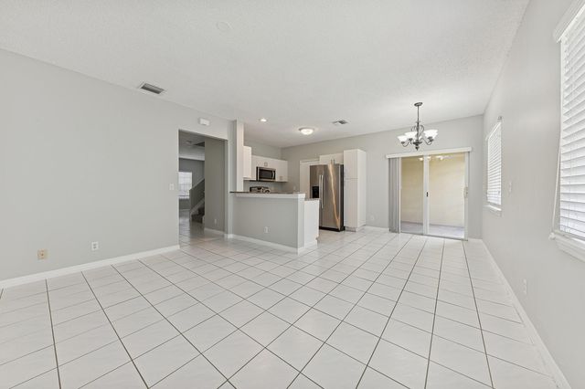 6007 Red Plum Ct 465, Tamarac, FL 33321