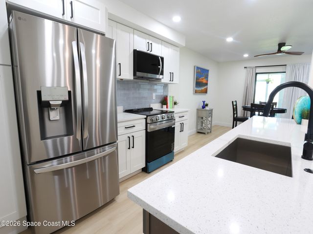 212 Augusta Way, Melbourne, FL 32940