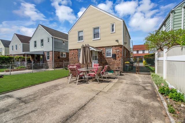 219-34 114th Avenue, Cambria Heights, NY 11411