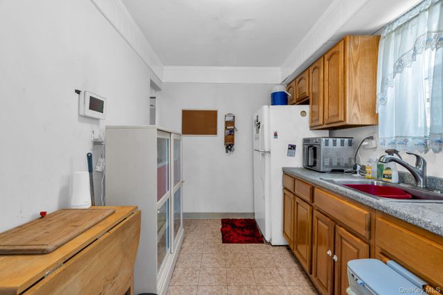 219-34 114th Avenue, Cambria Heights, NY 11411