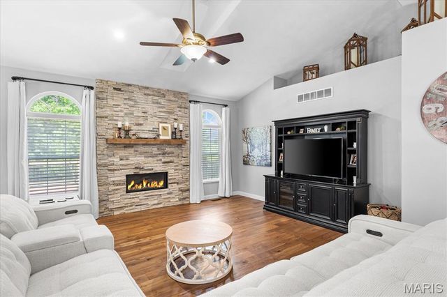 6431 Northbrook Drive, Waterloo, IL 62298