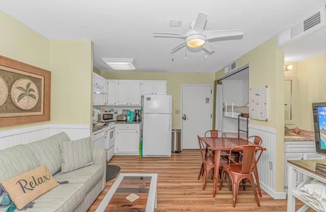 5905 S Kings Hwy Unit 205, Myrtle Beach, SC 29575