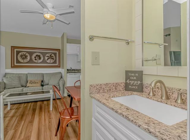 5905 S Kings Hwy Unit 205, Myrtle Beach, SC 29575