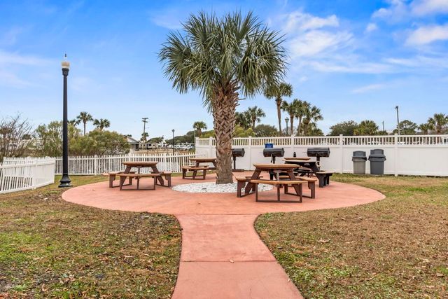 5905 S Kings Hwy Unit 205, Myrtle Beach, SC 29575