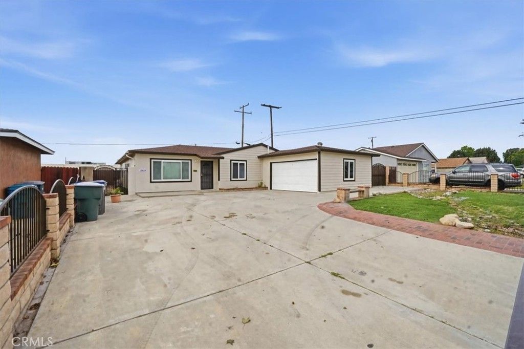 Image 2 of property listing at 12620 Anthony, Chino, CA 91710