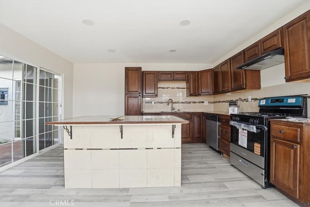 Image 35 of property listing at 12620 Anthony, Chino, CA 91710