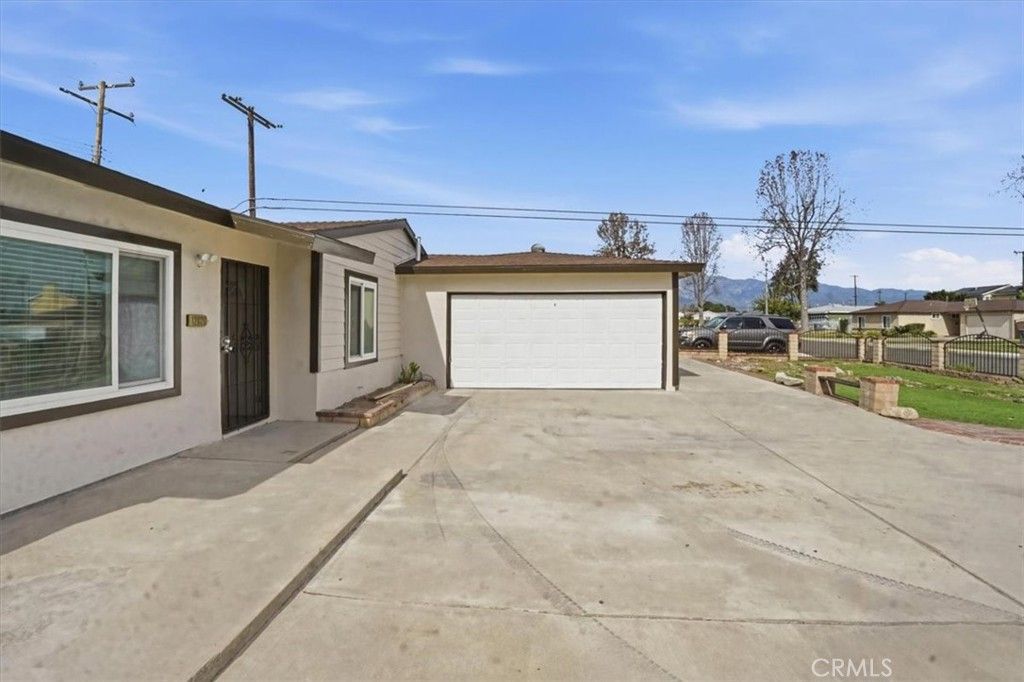 Image 4 of property listing at 12620 Anthony, Chino, CA 91710