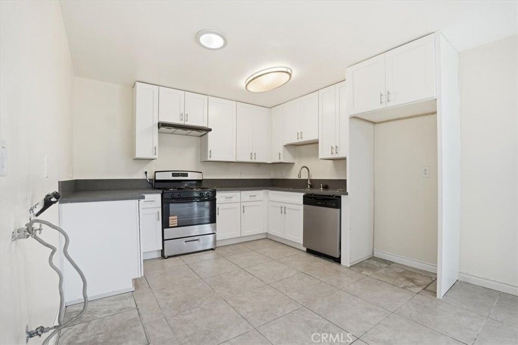 Image 9 of property listing at 12620 Anthony, Chino, CA 91710