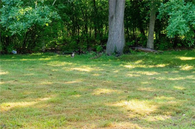 1863 Deerfield Avenue SW, Warren, OH 44485