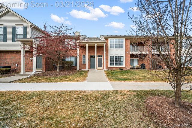 43935 Rushcliffe Drive, Sterling Heights, MI 48313