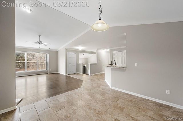 43935 Rushcliffe Drive, Sterling Heights, MI 48313