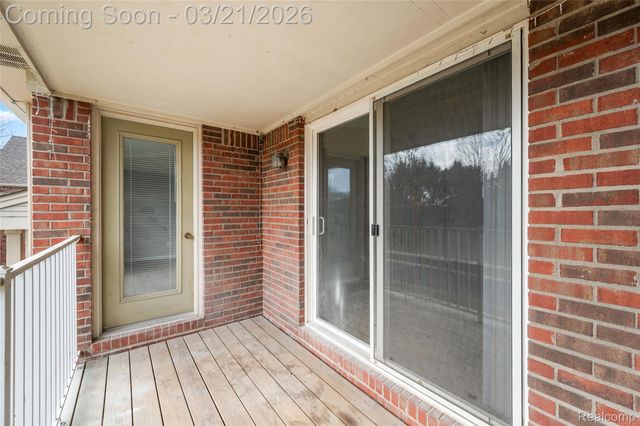 43935 Rushcliffe Drive, Sterling Heights, MI 48313