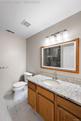 43935 Rushcliffe Drive, Sterling Heights, MI 48313