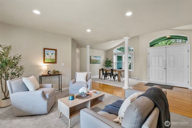 16233 91st Avenue SE, Snohomish, WA 98296