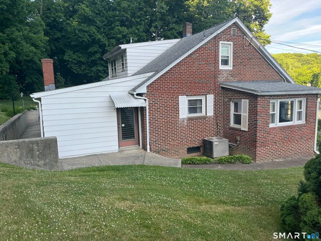 32 Homestead Avenue, Derby, CT 06418