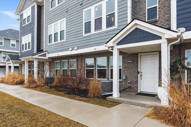 2908 Zana Drive, Troy, MI 48085