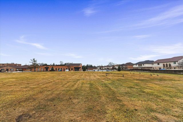 2908 Zana Drive, Troy, MI 48085