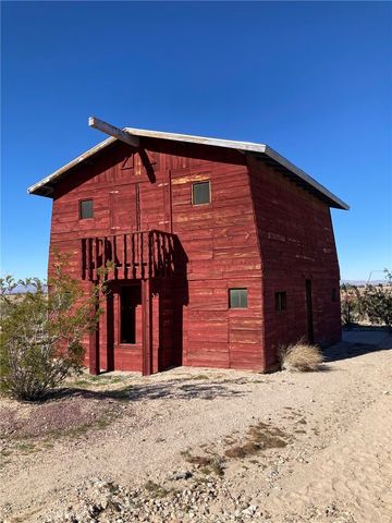 49700 Center Drive, Newberry Springs, CA 92365