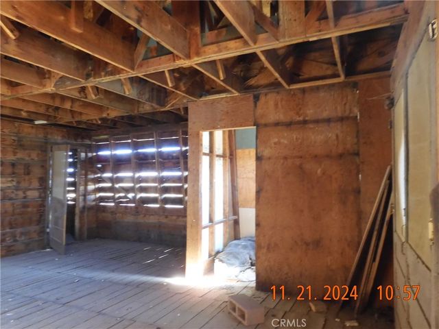 49700 Center Drive, Newberry Springs, CA 92365