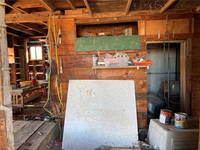 49700 Center Drive, Newberry Springs, CA 92365