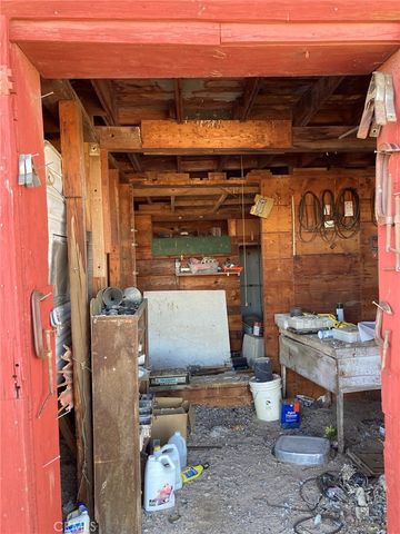 49700 Center Drive, Newberry Springs, CA 92365