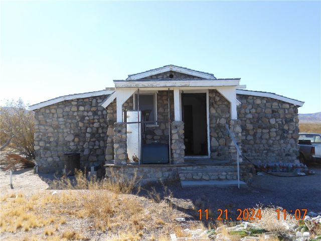 49700 Center Drive, Newberry Springs, CA 92365
