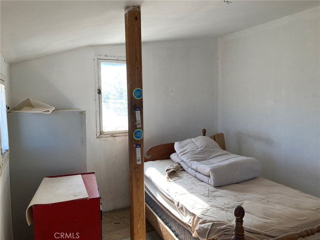 49700 Center Drive, Newberry Springs, CA 92365