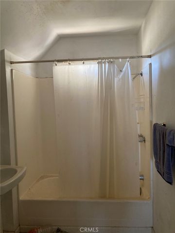 49700 Center Drive, Newberry Springs, CA 92365