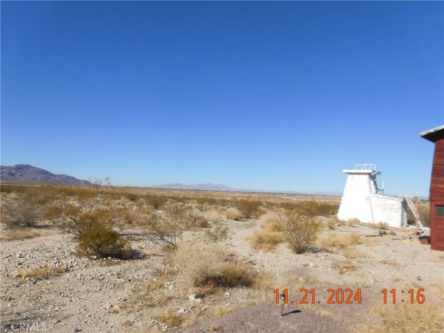 49700 Center Drive, Newberry Springs, CA 92365