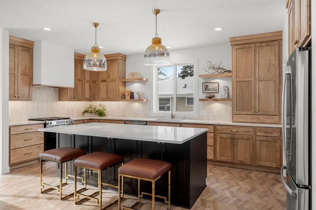 6225 W 37th Street, Saint Louis Park, MN 55416