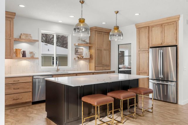 6225 W 37th Street, Saint Louis Park, MN 55416