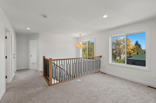 6225 W 37th Street, Saint Louis Park, MN 55416