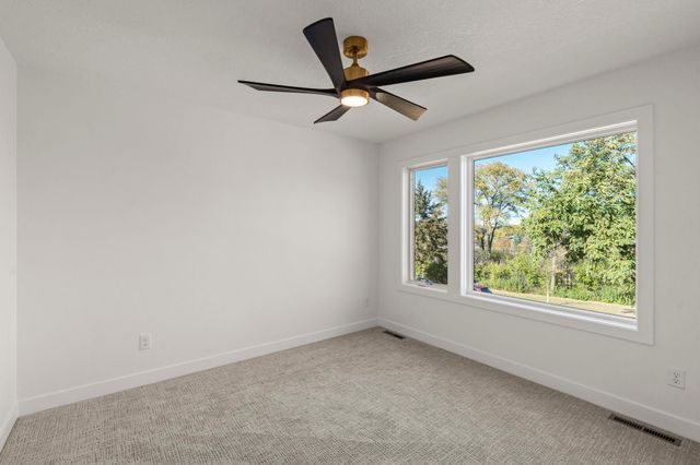 6225 W 37th Street, Saint Louis Park, MN 55416